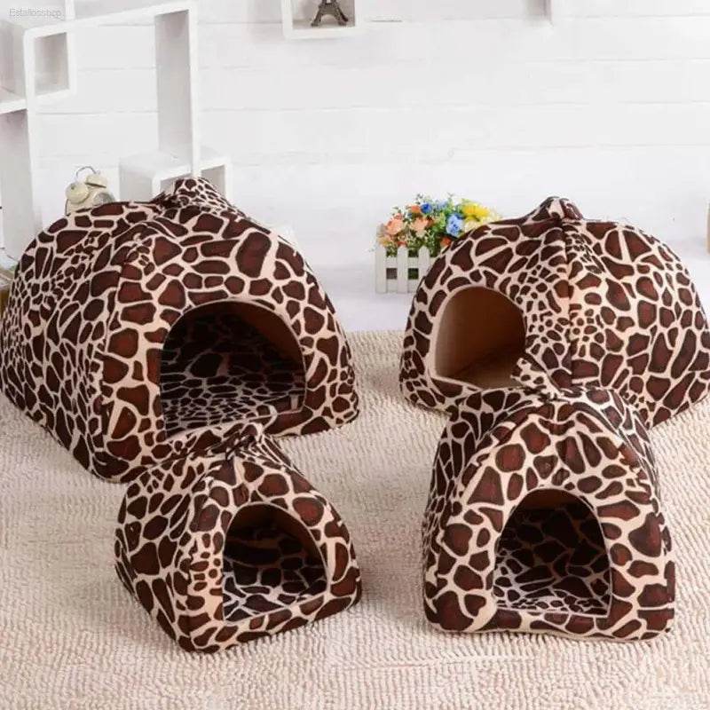 Soft Strawberry Pet House Cushion for Small Dogs and Cats - Estalios