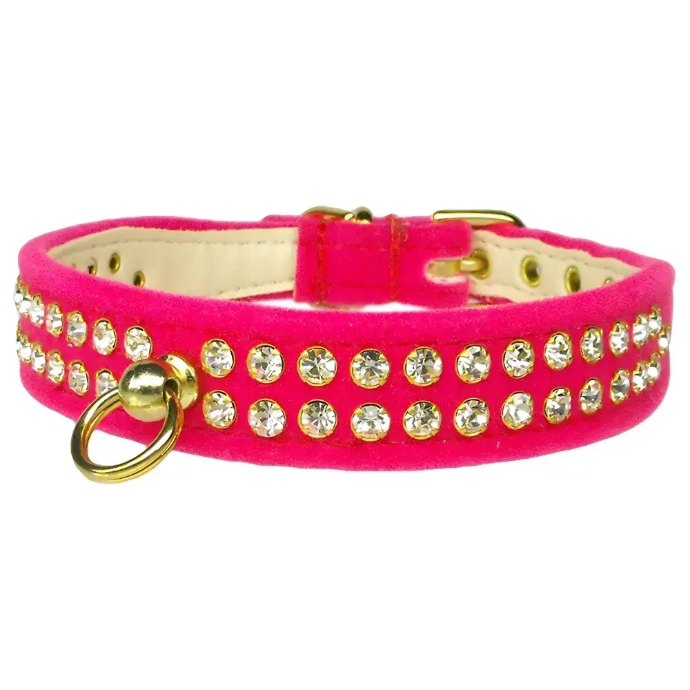 Stylish pink velvet pet collar with rhinestones for your pet’s neck, perfect to view cart