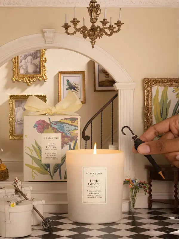 🌟 Special Edition – Jo Malone London English Pear and Freesia Scented Candle | Luxurious Fragrance for a Cozy Home