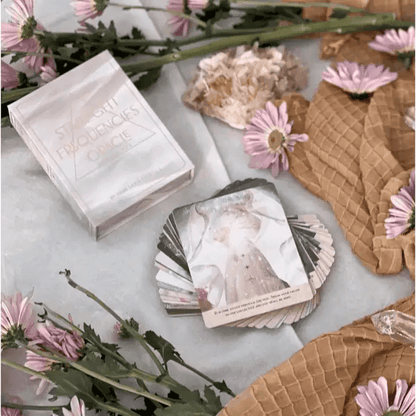 Starlight Angel Oracle Tarot Deck for Spiritual Growth - Estalios