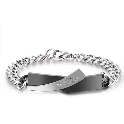 Twisted Fate Bracelet: Ignite Your Connection - Estalios