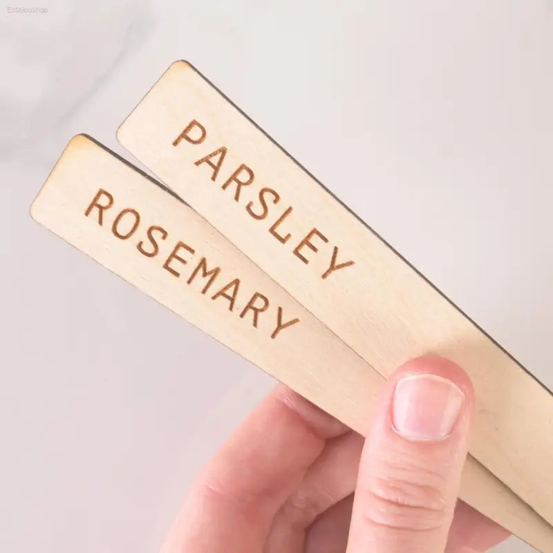 🌱 Stylish Organization – Set of 6 Wood Plant Markers | Perfect for Herb and Vegetable Gardens Em & Me Studio  EstaliosShop
