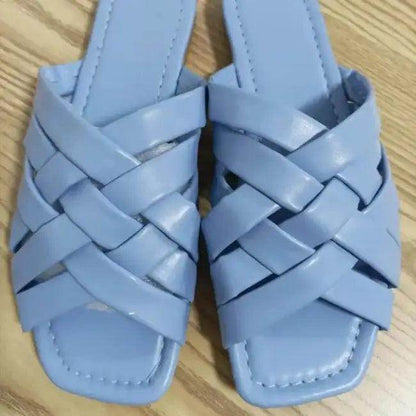 Stylish Pink and White Woven Slide Sandals for Summer Vibes - Estalios