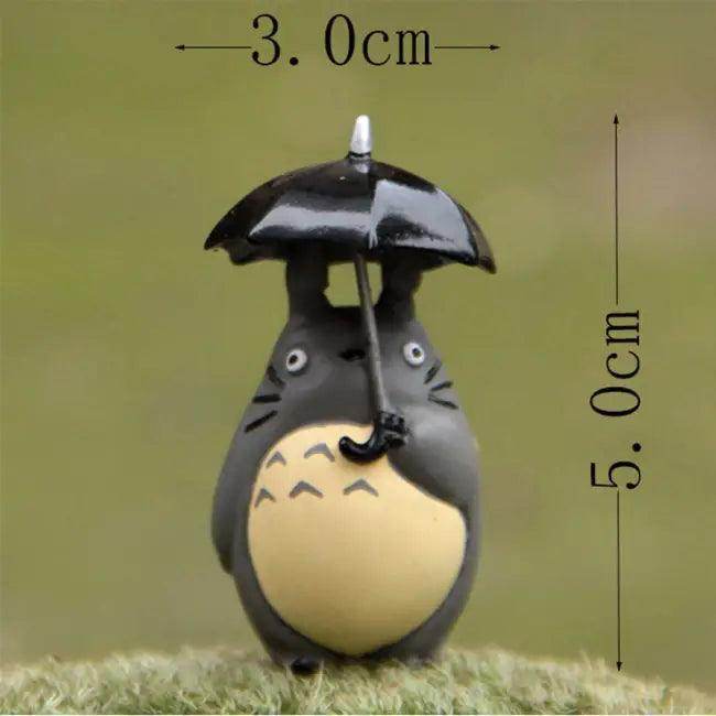 Charming Totoro Figurine with Umbrella for Mini Gardens - Estalios