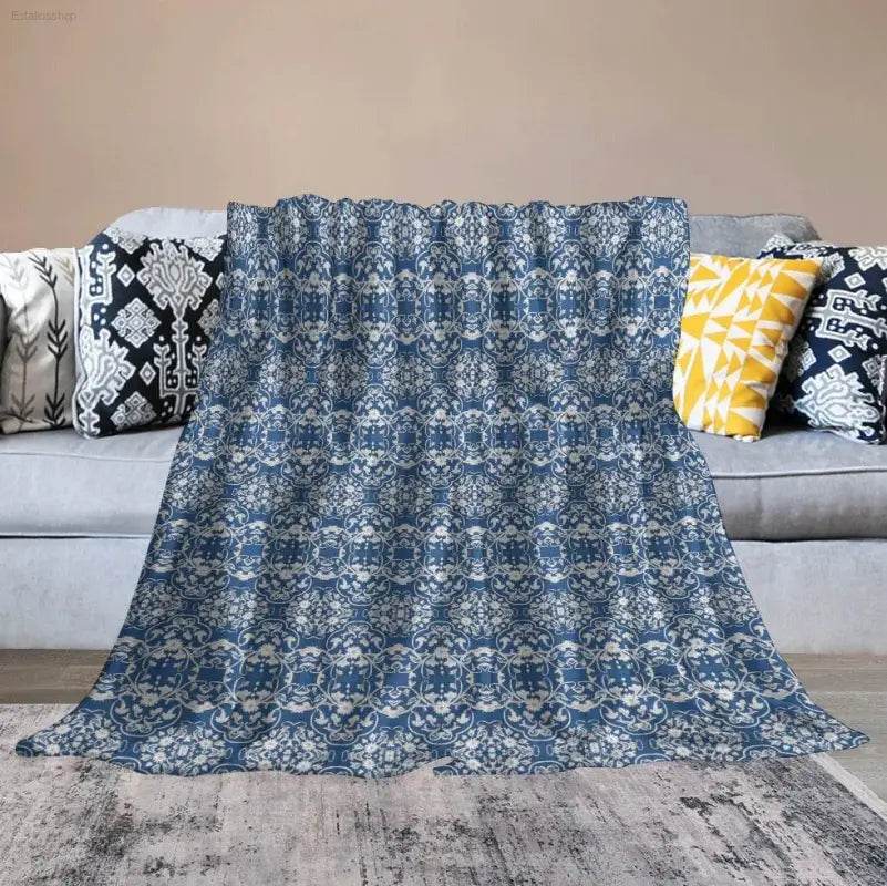 Ultra-Soft Flannel Blanket Multiple Sizes - Estalios