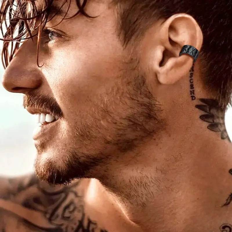 Man’s ear cuff.