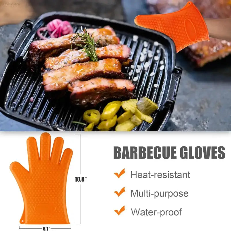 Heat-resistant barbecue gloves.