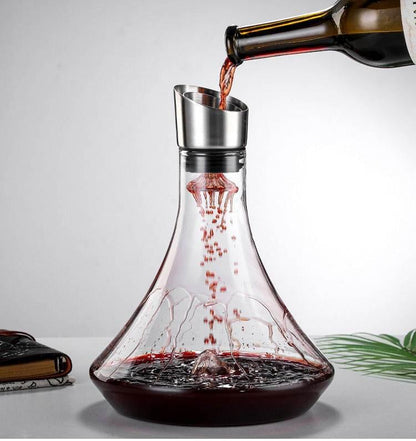 Wine Decanter Built-in Aerator Pourer for Perfect Flavor - Estalios