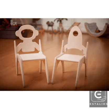 Adventure Awaits with the Wooden Monkey Table Set - Estalios